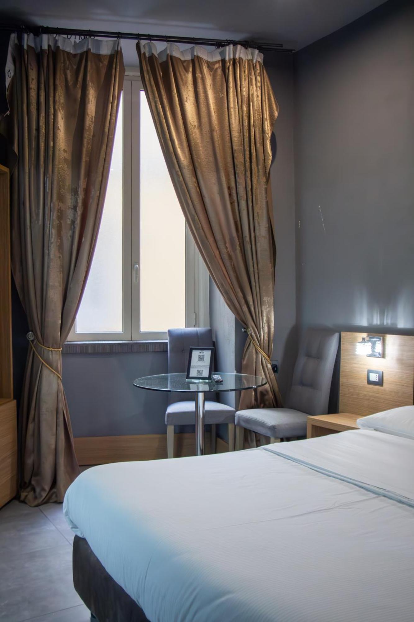 Beb Umberto I Napoli Otel Dış mekan fotoğraf