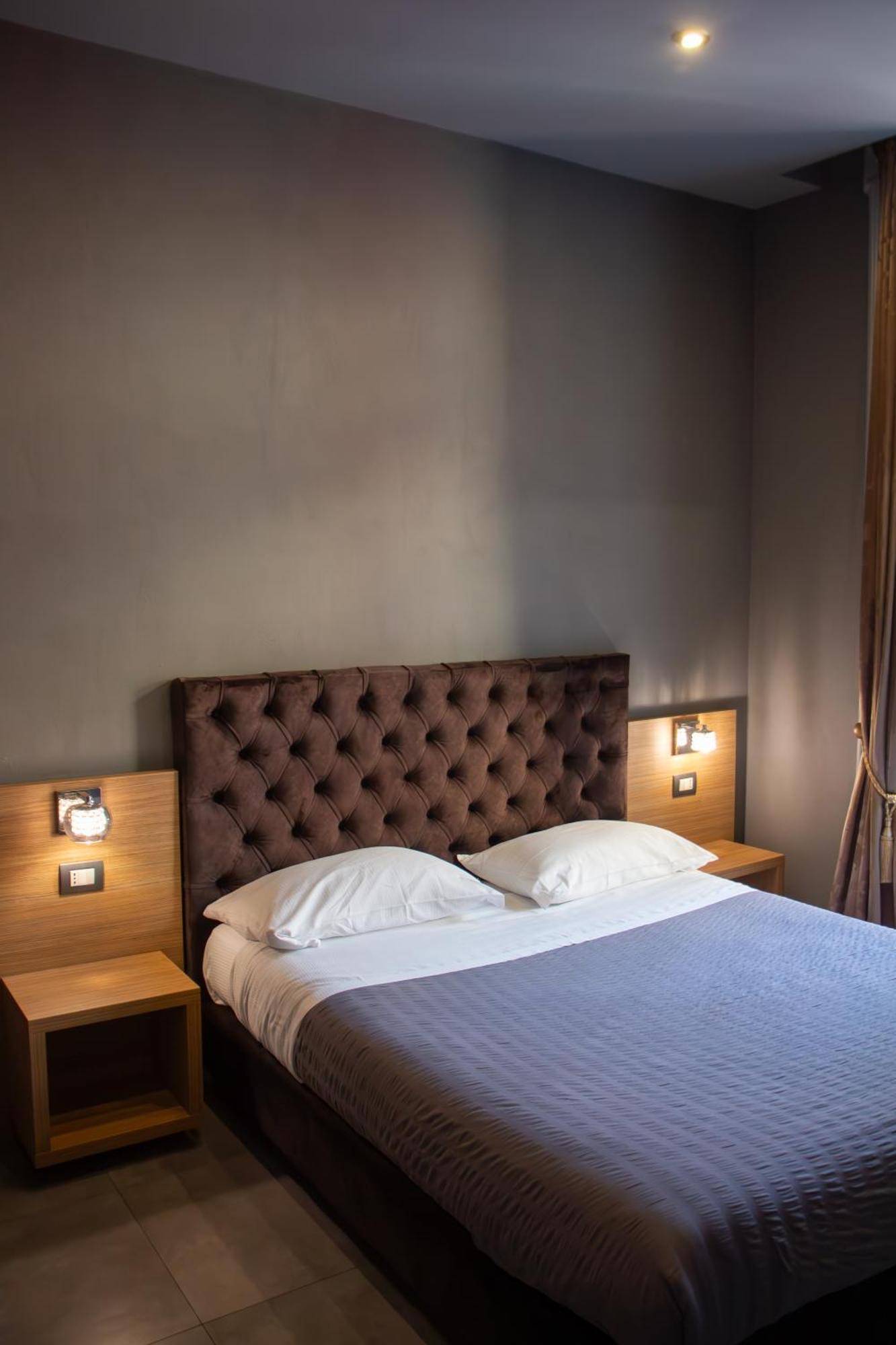 Beb Umberto I Napoli Otel Dış mekan fotoğraf
