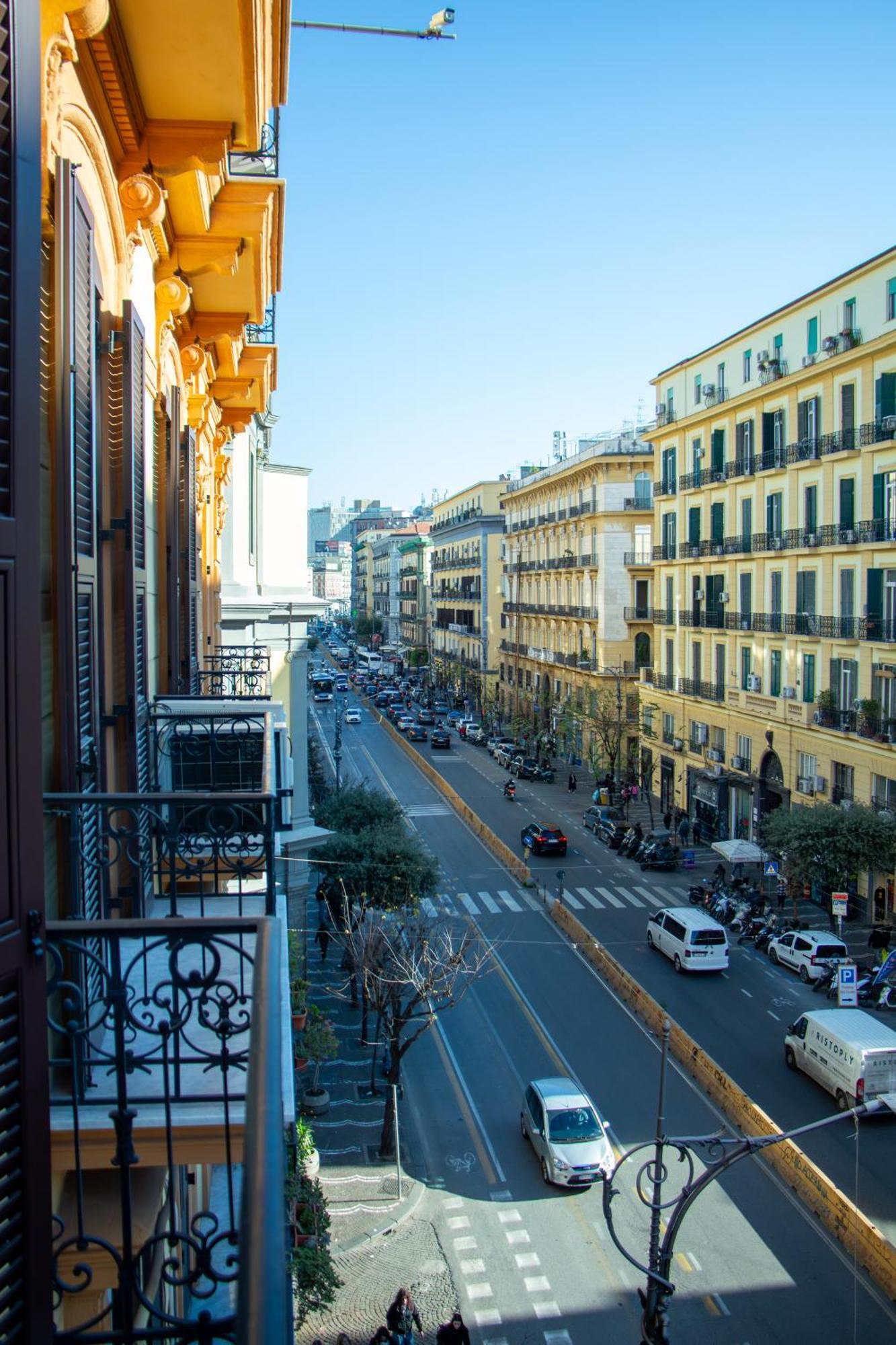 Beb Umberto I Napoli Otel Dış mekan fotoğraf