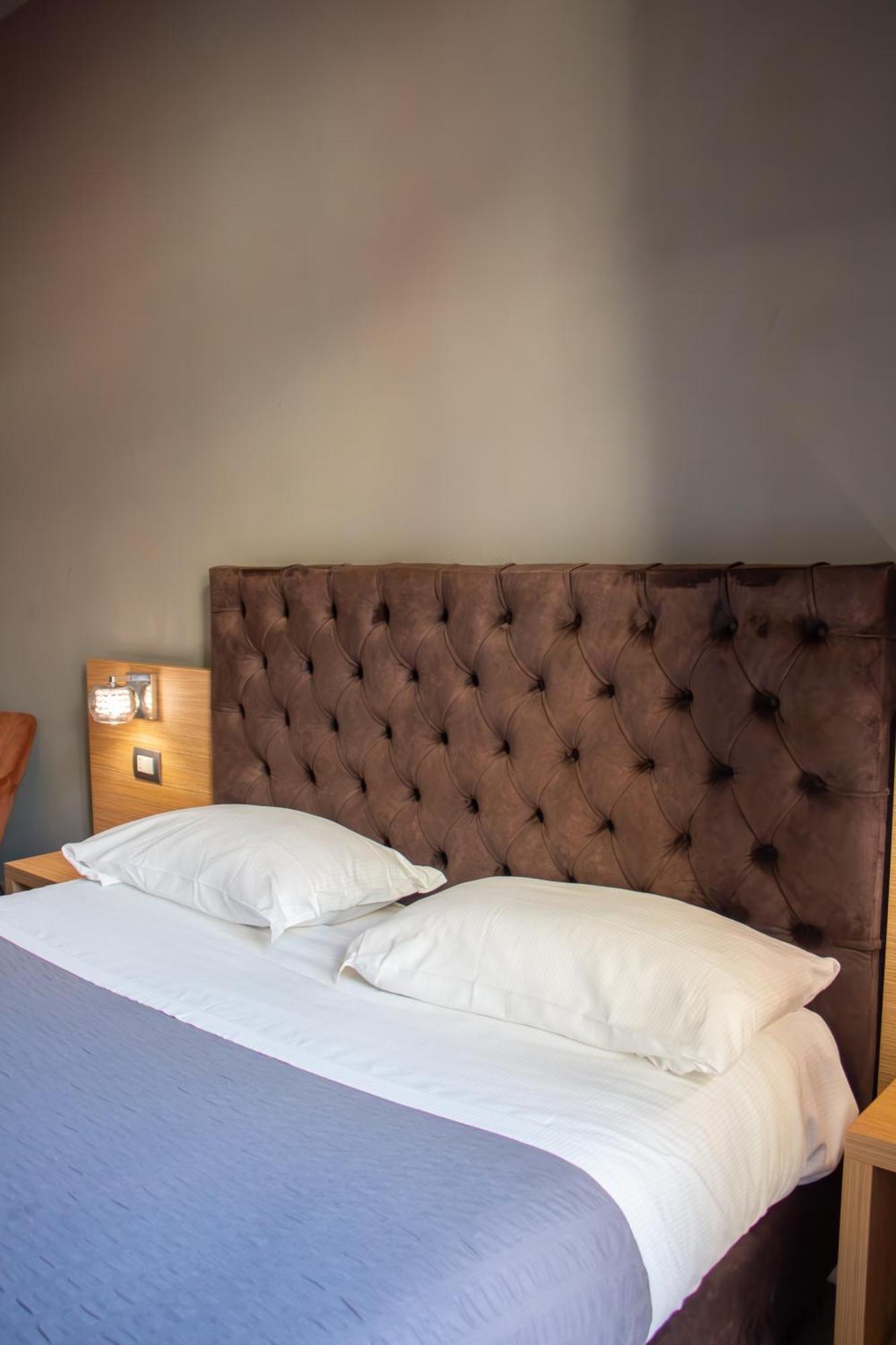 Beb Umberto I Napoli Otel Dış mekan fotoğraf