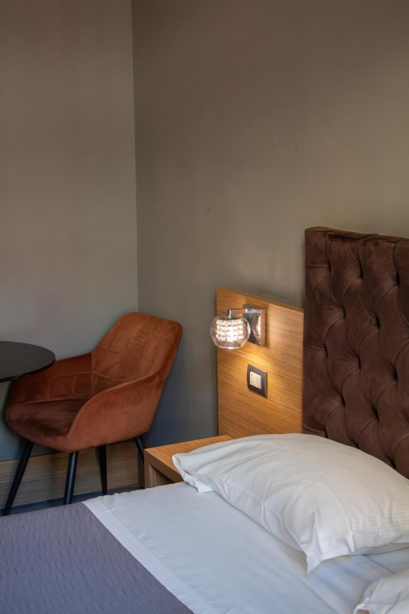 Beb Umberto I Napoli Otel Dış mekan fotoğraf