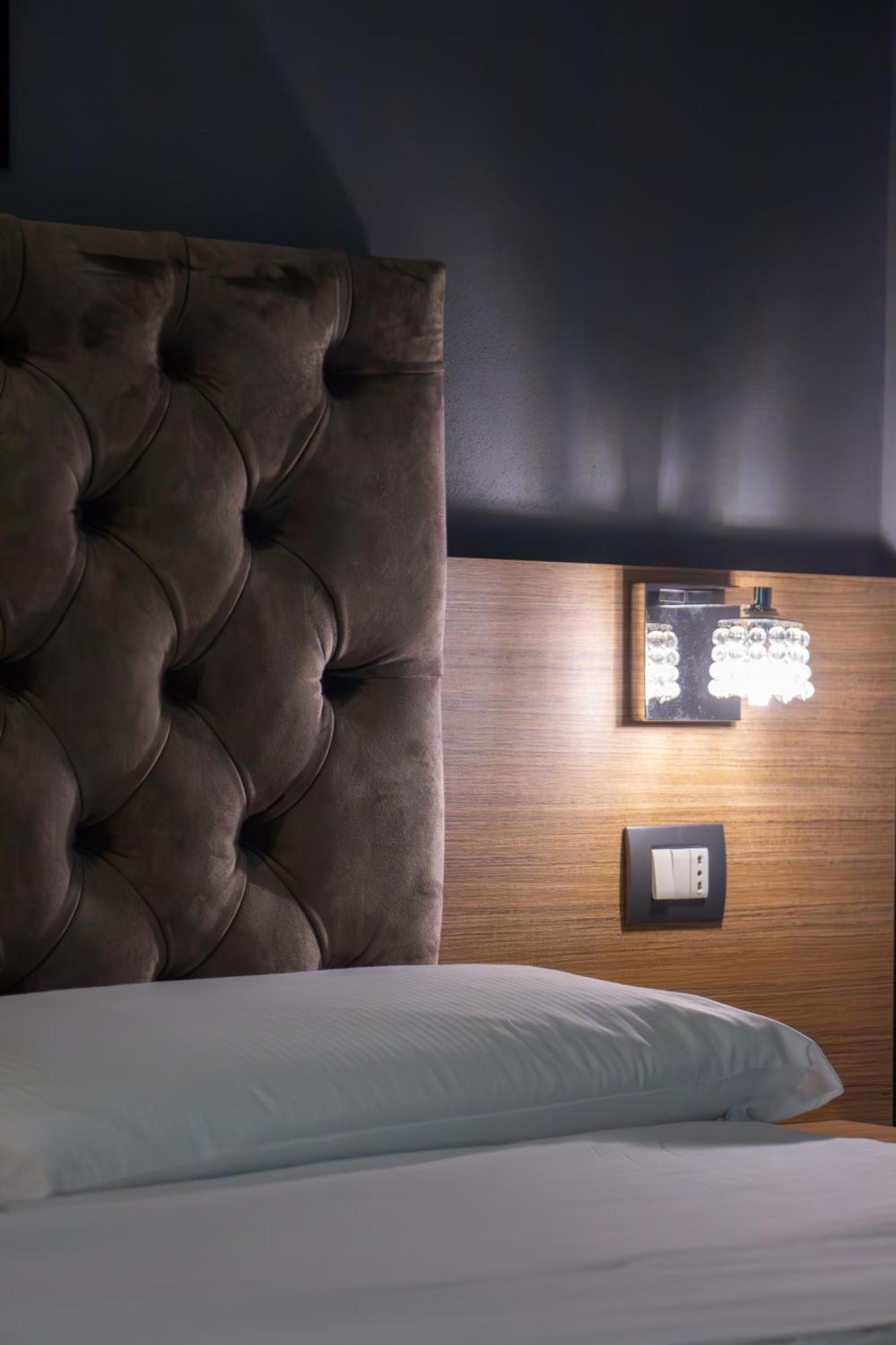 Beb Umberto I Napoli Otel Dış mekan fotoğraf